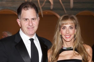 Đời sống xa hoa của ông chủ hãng máy tính Dell