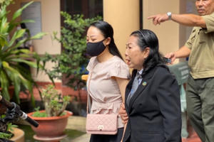 Vụ xe mercedes tông tiếp viên hàng không: Cần xem xét đến dấu hiệu tẩu tán tài sản?