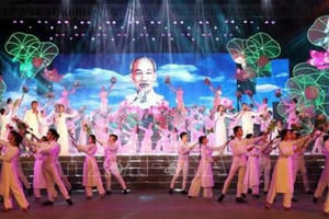 Chương trình nghệ thuật đặc biệt “Dâng Người tiếng hát mùa xuân" Chương trình nghệ thuật đặc biệt “Dâng Người tiếng hát mùa xuân"