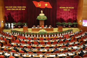 Kiên quyết miễn nhiệm, bãi miễn cán bộ yếu kém