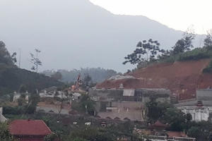 Huyện Bắc Quang chỉ đạo làm rõ hành vi lấn chiếm đất nghĩa trang sau phản ánh của Pháp luật Plus