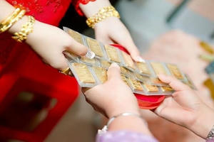 Vàng cưới là tài sản chung hay riêng?