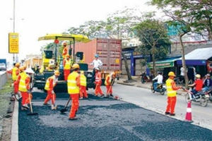 Đề xuất miễn, giảm phí bảo trì đường bộ cho doanh nghiệp vận tải