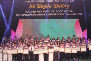 Nghệ An bỏ ưu tiên sinh viên tốt nghiệp khá, giỏi trong thi tuyển công chức