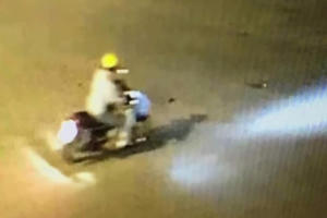 Camera ghi lại cảnh kẻ sát nhân giết hại bảo vệ BHXH huyện Quỳnh Lưu