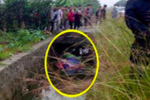 Hà Nội: Bàng hoàng phát hiện thi thể người đàn ông bên cạnh chiếc xe máy