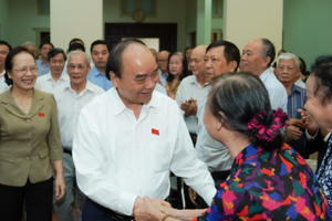 Thủ tướng giải đáp nhiều vấn đề ‘nóng’ từ cử tri CLB Bạch Đằng