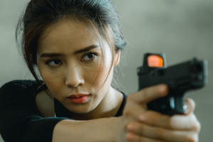 Bella Mai tự chi tiền làm phim ngắn hành động “The Killer”