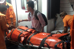 Cứu nạn thuyền viên tàu cá gặp nạn tại phía Nam vịnh Bắc Bộ