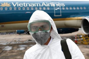 Khởi tố hình sự vụ tiếp viên hàng không lây lan dịch Covid-19