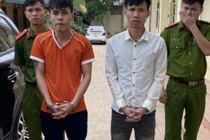 Thanh Hoá:  Bắt giữ 2 thanh niên chuyên dùng gái mại dâm làm 'mồi nhử' để lừa đảo chiếm đoạt tài sản