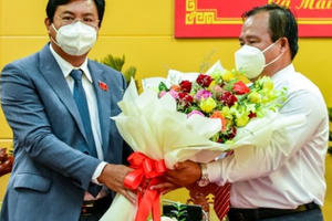 Phê chuẩn Phó Chủ tịch UBND tỉnh Cà Mau