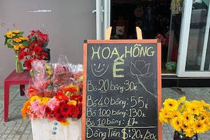 Con số đau lòng: Không bán được, 90% lượng hoa tươi phải đổ bỏ