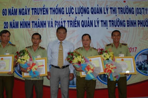 Bình Phước: Kỷ niệm 20 năm thành lập Chi cục Quản lý thị trường Bình Phước: Kỷ niệm 20 năm thành lập Chi cục Quản lý thị trường