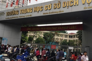 Lưu ý với thí sinh làm thủ tục đăng ký dự tuyển vào lớp 10 Hà Nội