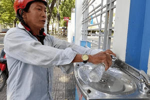 Audio địa ốc 360s: TP HCM thí điểm uống nước sạch tại vòi