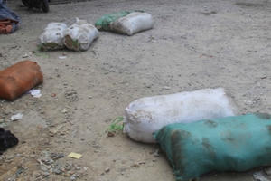 Thanh Hoá: Phát hiện xe khách vận chuyển hơn 1 tấn mỡ, bì lợn bốc mùi hôi thối