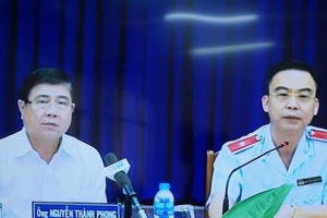 Chủ tịch UBND TP HCM Nguyễn Thành Phong tiếp đại diện các hộ dân Thủ Thiêm