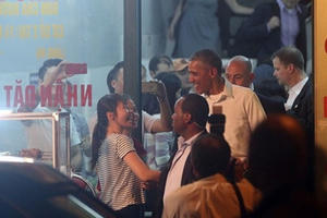 Chủ đề gì “dậy sóng” nhất cộng đồng mạng khi ông Obama thăm Việt Nam? Chủ đề gì “dậy sóng” nhất cộng đồng mạng khi ông Obama thăm Việt Nam?