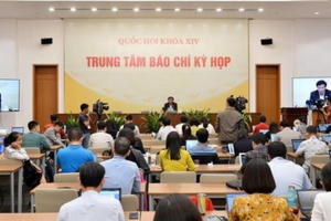 Thủ tướng và 4 bộ trưởng sẽ đăng đàn trả lời chất vấn Thủ tướng và 4 bộ trưởng sẽ đăng đàn trả lời chất vấn