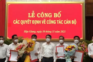 Hậu Giang điều động, bổ nhiệm hàng loạt lãnh đạo chủ chốt