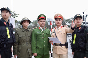 CSGT Hà Nội triển khai lực lượng bảo đảm TTATGT phục vụ sơ duyệt, diễn tập phương án bảo vệ Đại hội XIV