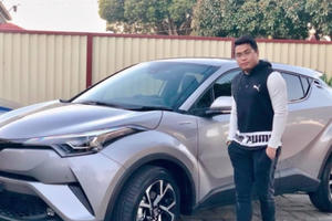 Cuộc sống sang chảnh của chồng cô dâu Khmer gây sốt mạng xã hội