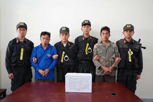 Trao thưởng đột xuất các cá nhân, tập thể triệt phá thành công chuyên án ma tuý lớn ngày mùng 1 Tết