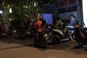 TPHCM: Táo tợn băng nhóm có vũ khí xông vào khách sạn cướp tài sản trị giá khoảng 2 tỷ đồng