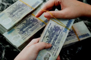 Đi làm ngày Tết dương lịch 2021 được hưởng lương thưởng thế nào?