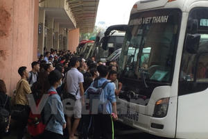 Gần 40 cuộc gọi phản ánh tăng giá vé, nhồi nhét khách nghỉ lễ 30/4