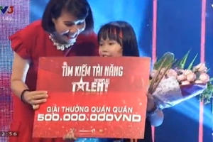 "Thần đồng đánh trống" Trọng Nhân đăng quang quán quân Vietnam’s got talent 2016