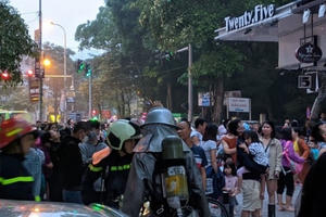 Hà Nội: Cháy căn hộ ở chung cư HH Linh Đàm, cư dân tá hỏa di tản lúc rạng sáng