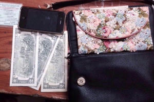 TP HCM: Truy bắt hai tên cướp gây náo loạn cả chung cư