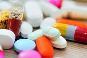 Chính phủ yêu cầu khắc phục ngay tình trạng thiếu thuốc, thiết bị, vật tư y tế