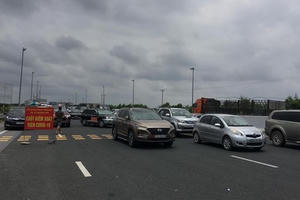 Quảng Ninh: Từ 00h ngày 15/5, tạm dừng hoạt động của các hàng quán vỉa hè, sân golf