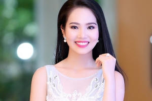 Dương Kim Ánh đẹp dịu dàng đi họp báo Hoa hậu Việt Nam 2016