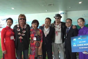 Danh ca Chris Norman đã đến Việt Nam Danh ca Chris Norman đã đến Việt Nam