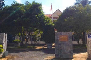 Gia Lai: Người chết, kẻ đi tù vẫn được lập danh sách nhận tiền hỗ trợ Covid-19