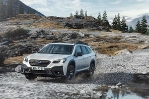 Loạt ôtô mới chào sân mùa mua sắm cuối năm