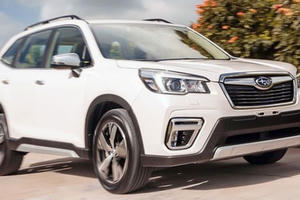 Những mẫu ô tô giảm giá "khủng" nhất tháng 5