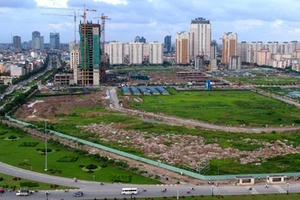 Địa ốc Plus 24h: Người dân bị khởi tố vì nhận tiền đền bù, bán NƠXH phải nộp tiền sử dụng đất