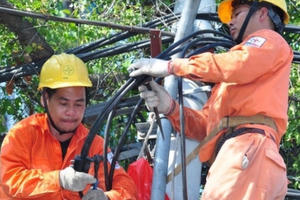 Lại “nóng” chuyện hóa đơn tiền điện