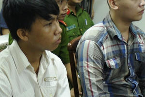 Miễn trách nhiệm hình sự vụ cướp bánh mì vì đói