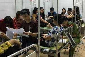 Nỗi lo từ bếp ăn tập thể Nỗi lo từ bếp ăn tập thể