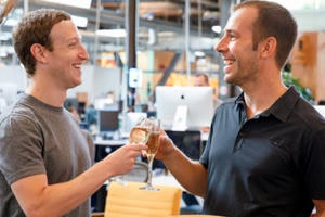 Facebook đang trải qua lần tái cơ cấu lớn nhất trong lịch sử, công ty tổ chức lại thành 3 lĩnh vực cốt lõi Facebook đang trải qua lần tái cơ cấu lớn nhất trong lịch sử, công ty tổ chức lại thành 3 lĩnh vực cốt lõi