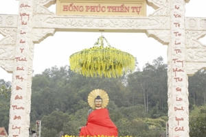 Ghi nhanh không khí tại Đại lễ Chiêm bái Phật ngọc Hòa bình Thế giới