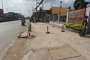 Tranh cãi lúc nửa đêm, chồng đâm vợ tử vong