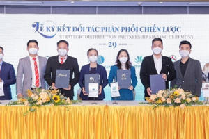 Chính thức ra mắt 12 đối tác phân phối chiến lược dự án Cam Ranh Bay Hotels & Resorts