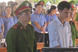 Tử hình kẻ vượt hơn ngàn cây số giết vợ, chém chết tình địch